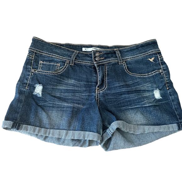 Grane Shorts - Picture 1 of 7